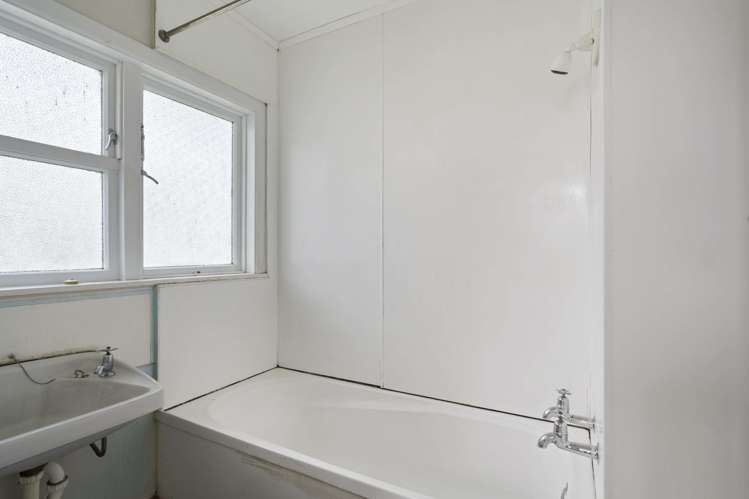 21B Bellingham Crescent Fordlands_17