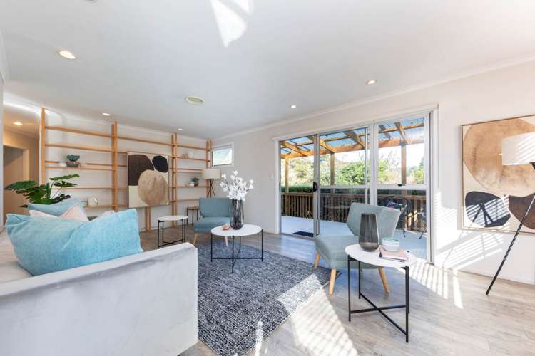 46 Onedin Place Titirangi_5