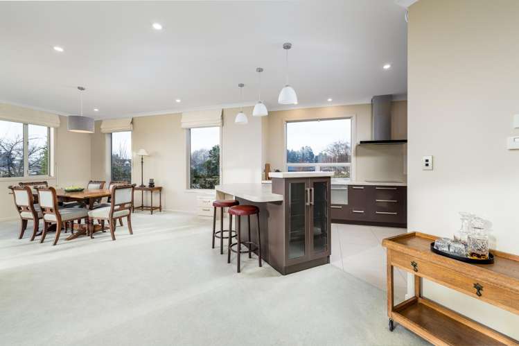 238 Queen Street Waimate_15