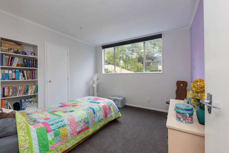 79 Daffodil Street Titirangi_13