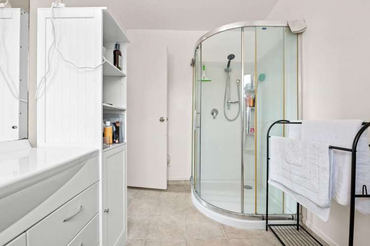 4 Tupelo Street Pukete_24