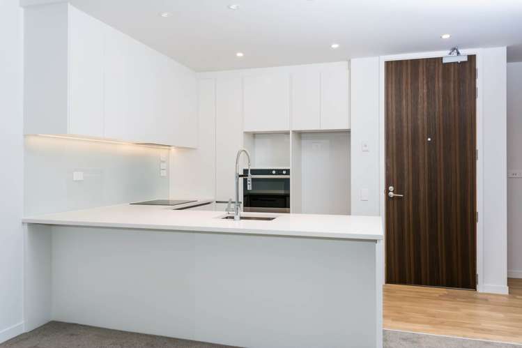103/8B Lake Pupuke Drive Takapuna_4
