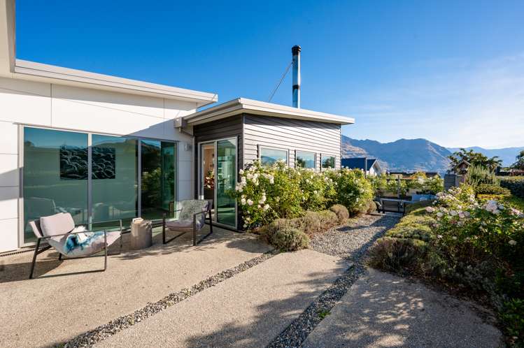 27 Infinity Drive Wanaka_12