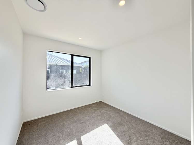 29 Tukutata Crescent Milldale_16