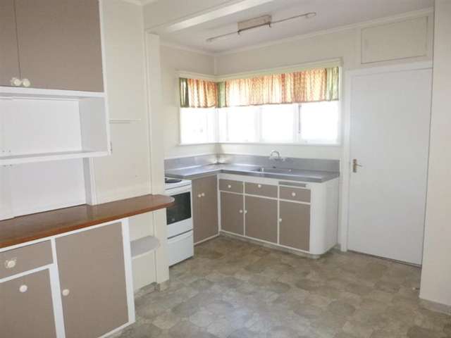 3/212 Waiwhetu Road Waterloo_1