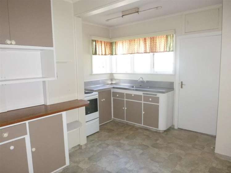 3/212 Waiwhetu Road Waterloo_1