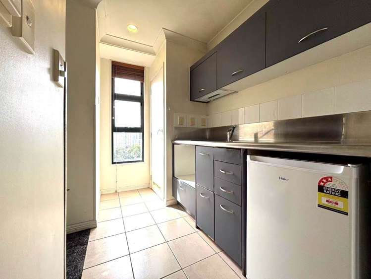 511/100 Greys Avenue City Centre_3