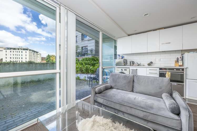 618/10 Waterloo Quadrant Auckland Central_1