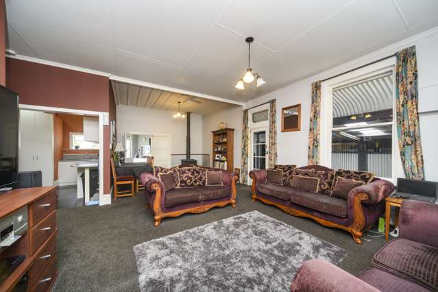 158 South Street Feilding_1