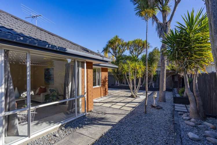 59 Uxbridge Street Redwood_17