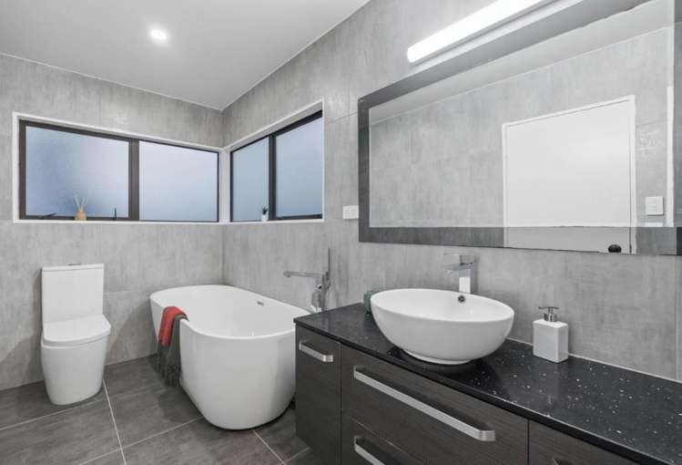 1 Dalmahoy Place Wattle Downs_9