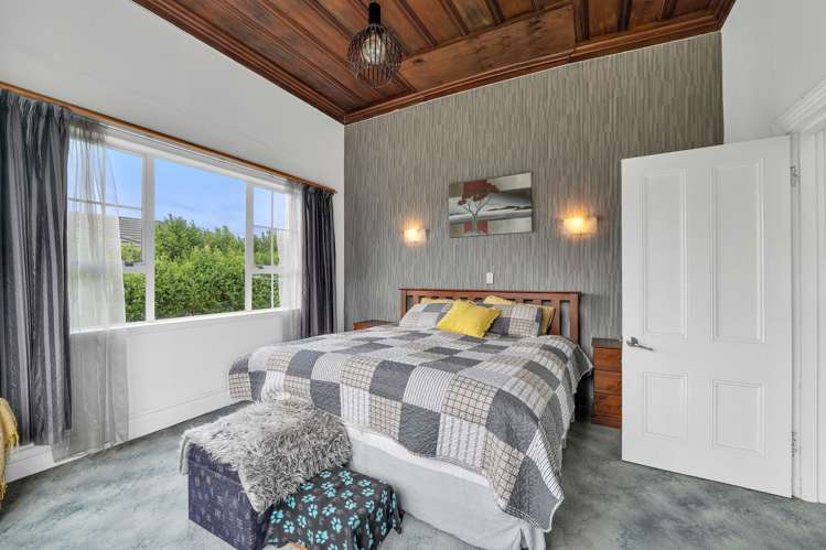 18 Pembroke Road Stratford_15