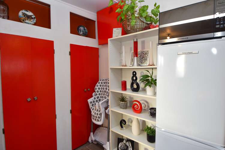 242a High Street South Carterton_7