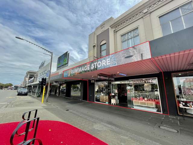 125-128 The Square Palmerston North_1