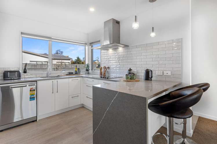 3 Kakapo Lane Redwood_2