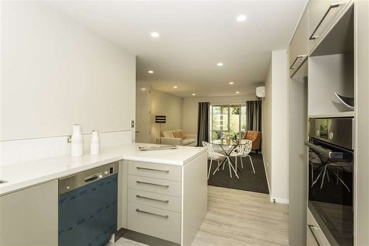 1/323 Wairakei Road Burnside_5