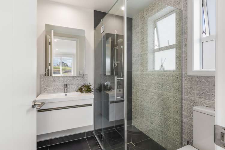 142 Godfrey Drive Orewa_11