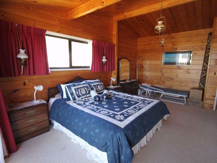 38 Champion Place Pauanui_21