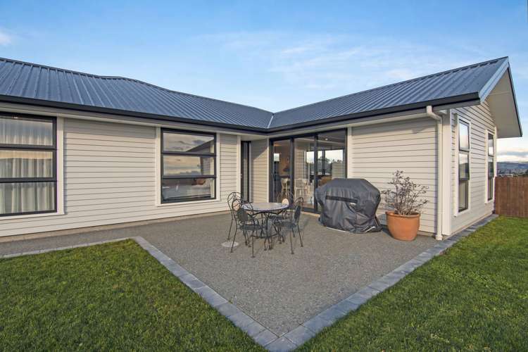 67 Katania Heights Brightwater_22