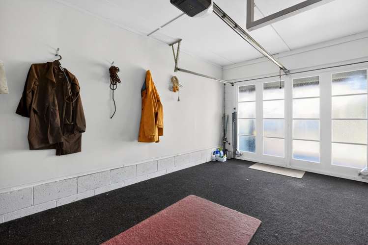 1/2 Tye Road Hillcrest_22