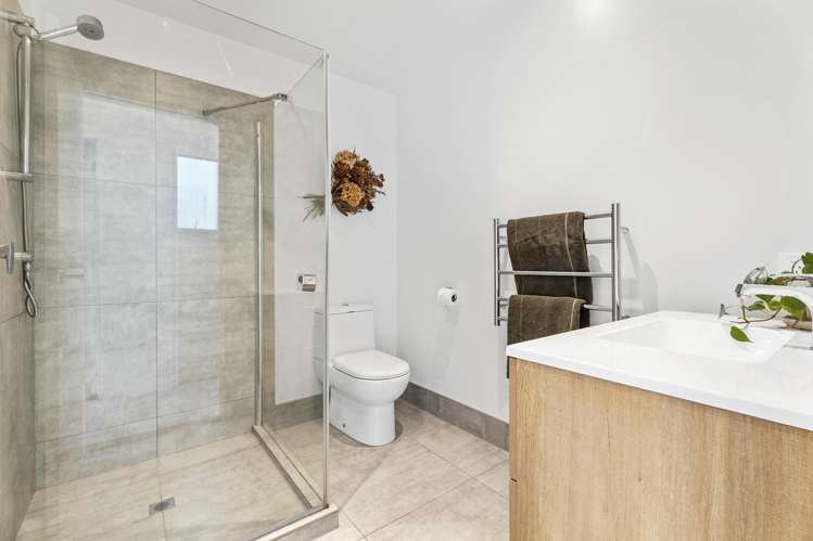 16 George Street Surfdale_13