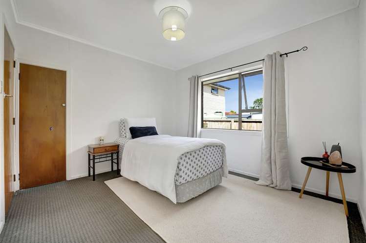 18 Hallberry Road Mangere East_10