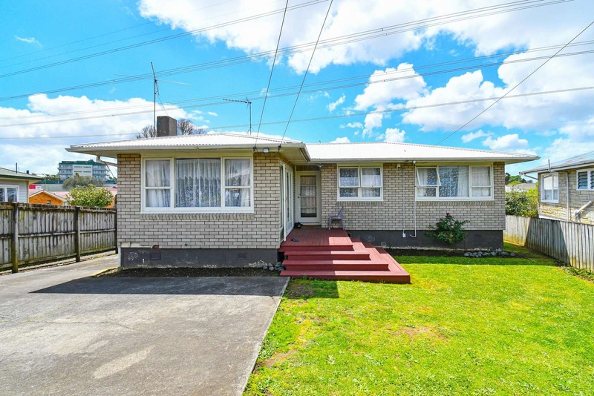 90 Clayton Avenue Otara_0