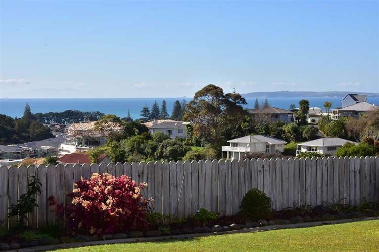 44 Roberta Crescent Orewa_9