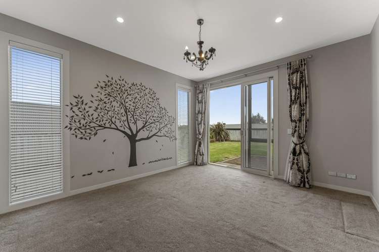 29 Magnolia Rise Waipahihi_19
