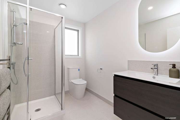 36 Metoriti Crescent_2
