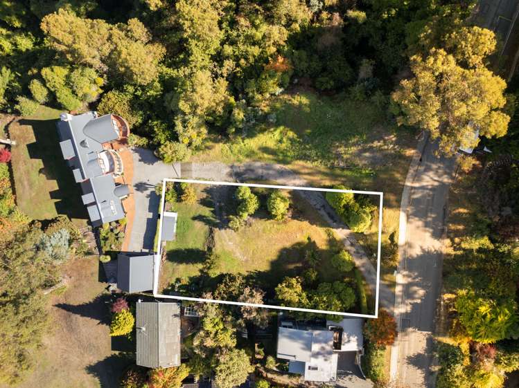 81 Arawata Terrace Fernhill/Sunshine Bay_7