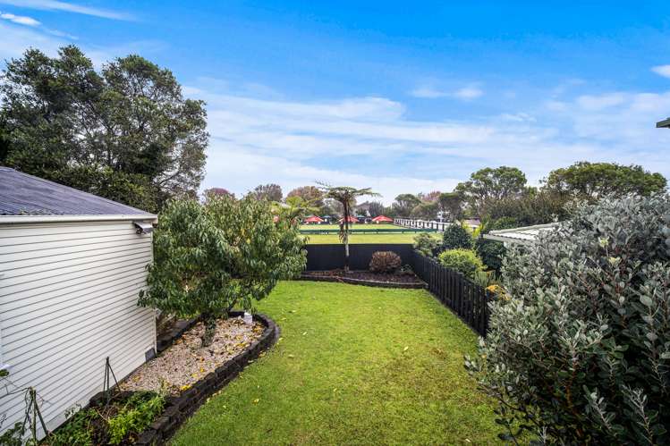 36 Te Ra Road Point Chevalier_5