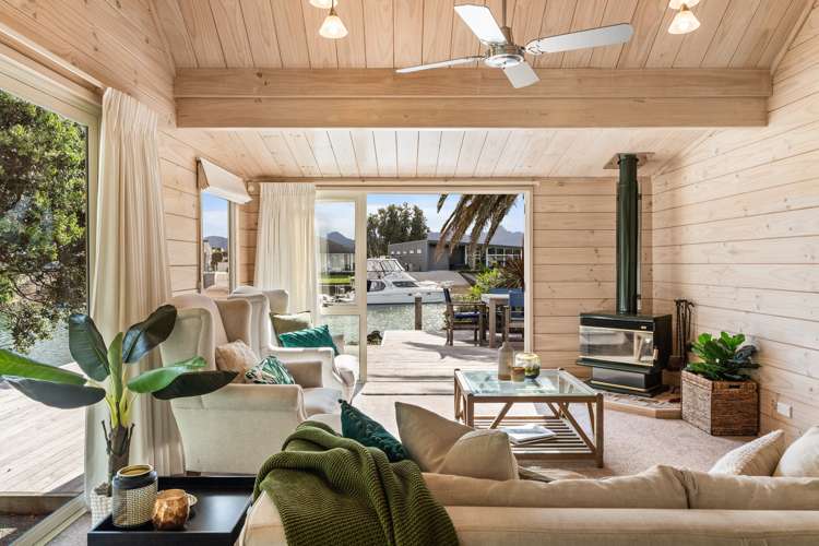 105b Motu Capri Pauanui_7