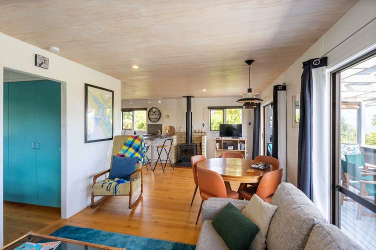 6569 Pouto Road Pouto_5