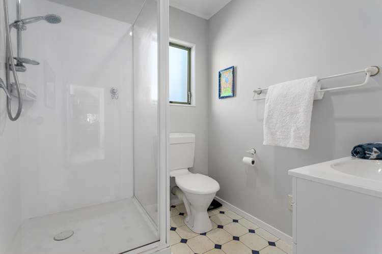 10 Island View Heights Coastlands_8