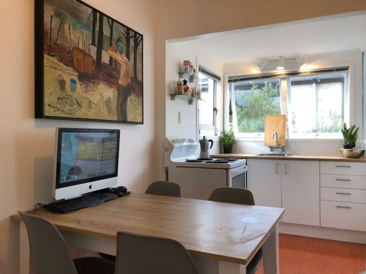 2/18 Westwell Road Belmont_4