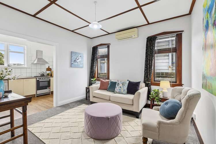 94 Endeavour Street Lyall Bay_3