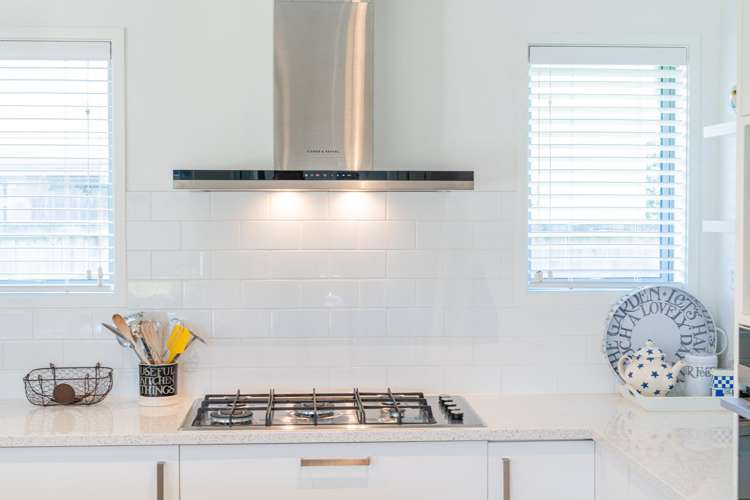 44 Longreach Drive Cooks Beach_10