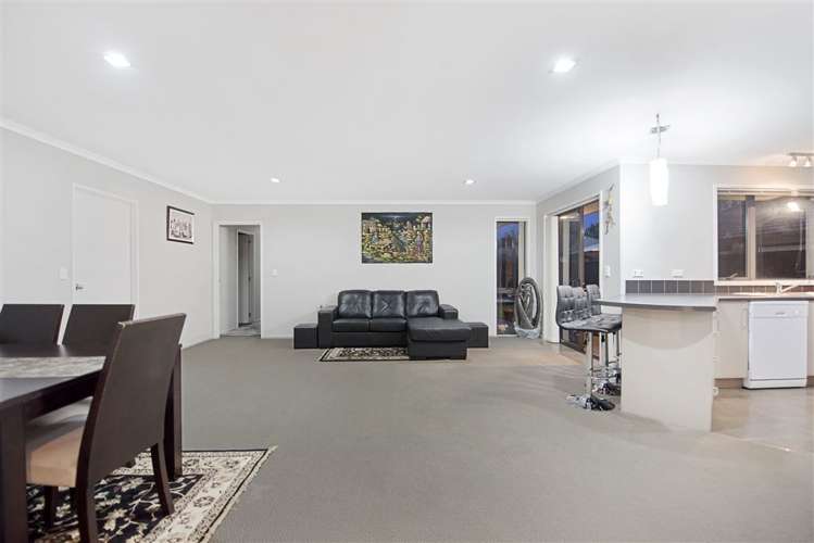 45 Thomas Road Huntington_15