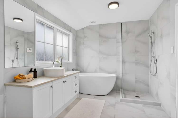 2/15 Saltburn Road Milford_19