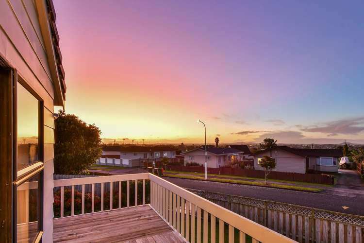 4 Greenstone Place Clover Park_8