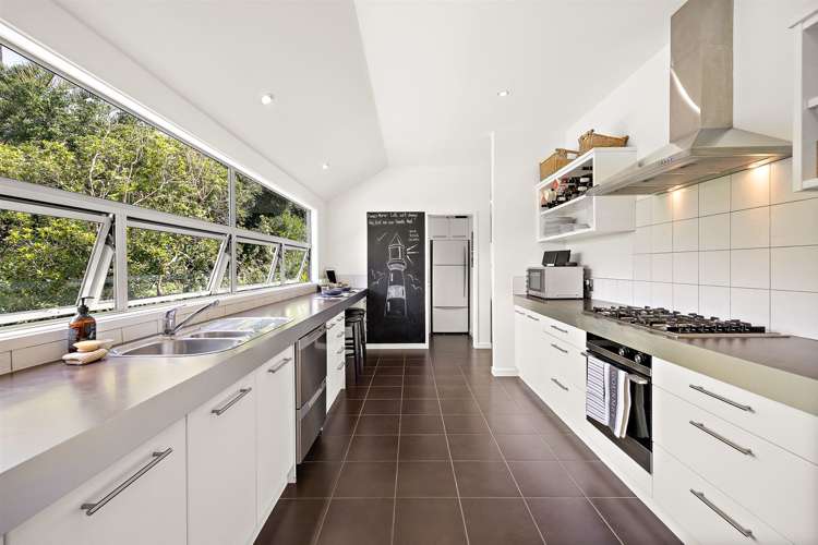 49a Churchill Road Cockle Bay_14