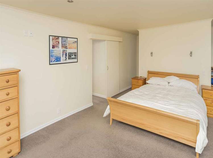 8 Hilliard Street 10816_8