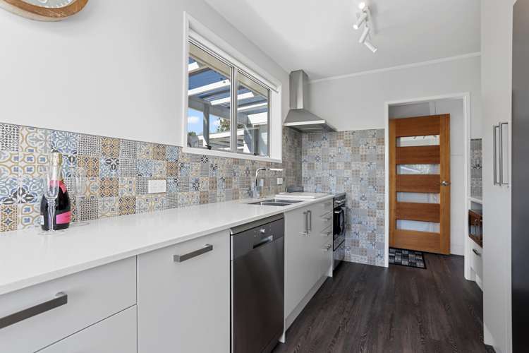 78a Captain Scott Road Glen Eden_11