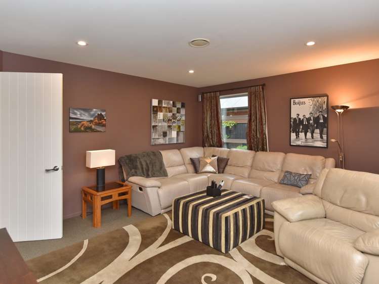 19 Springbrook Lane Northwood_7