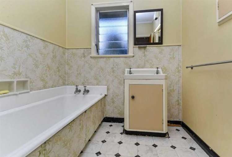 73 Seacliffe Avenue Narrow Neck_6