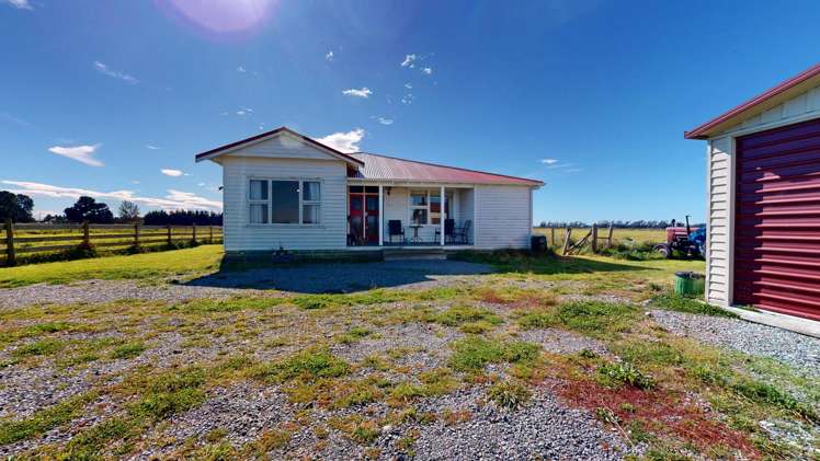 171 Wards Road Chertsey_15