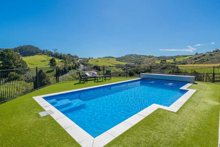883 Haruru Road Wainui_24