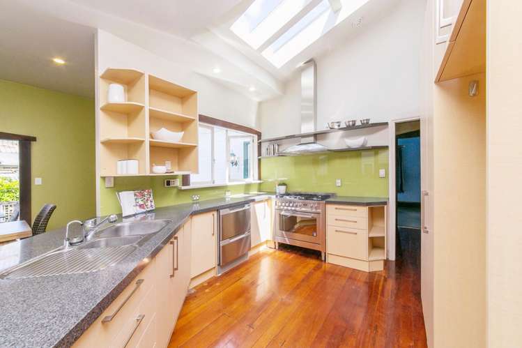 141 Mount Smart Road Onehunga_5