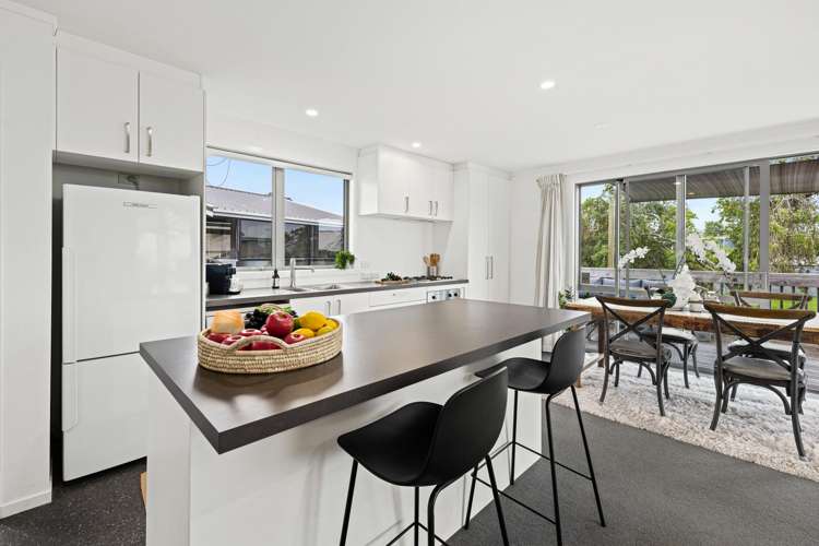 22 Kauri Crescent Snells Beach_12